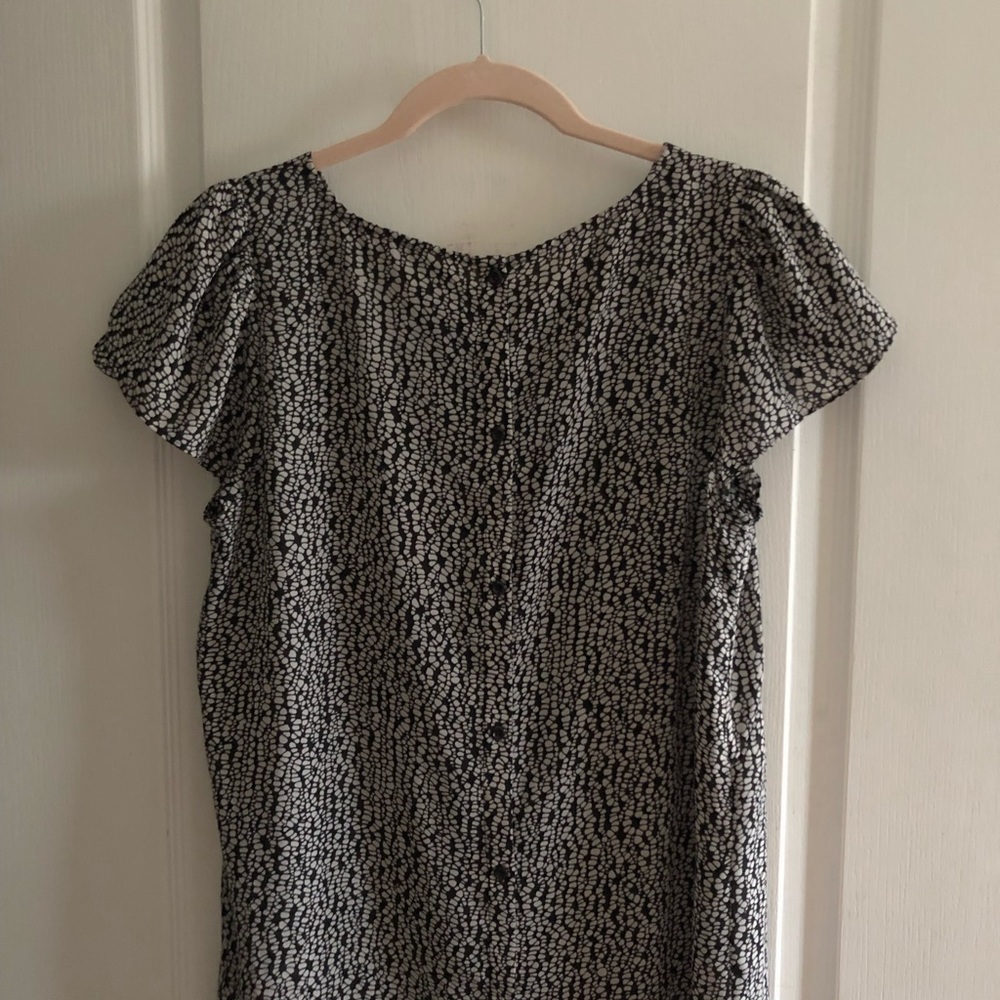 Patterned Blouse - Picture 3 of 4